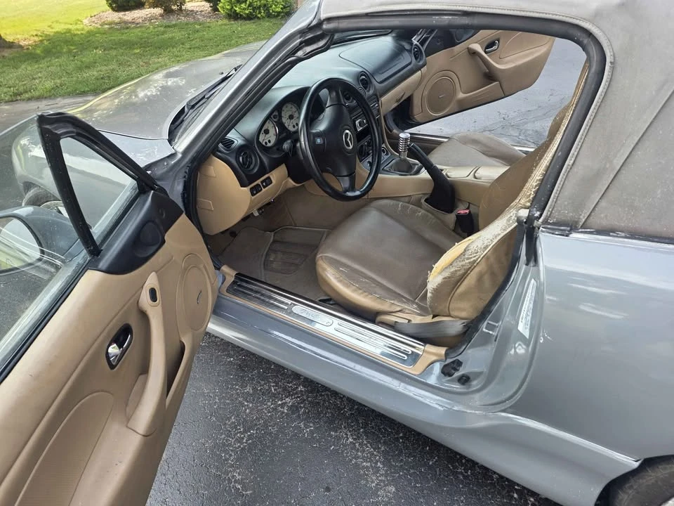 2002 Mazda NB MX-5 Miata - Image 15 of 16
