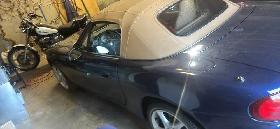 2002 Mazda NB MX-5 Miata - Image 6 of 8