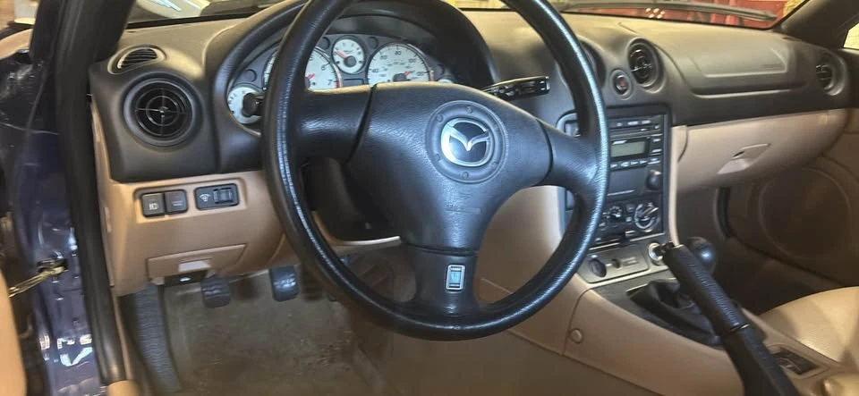 2002 Mazda NB MX-5 Miata - Image 3 of 8