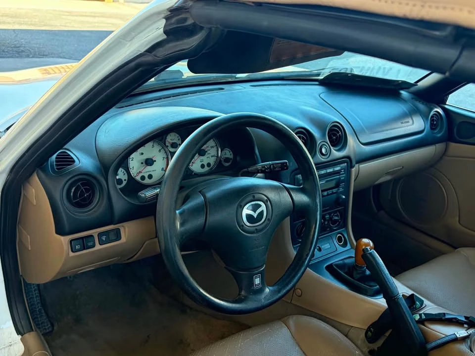 2002 Mazda NB MX-5 Miata - Image 2 of 17