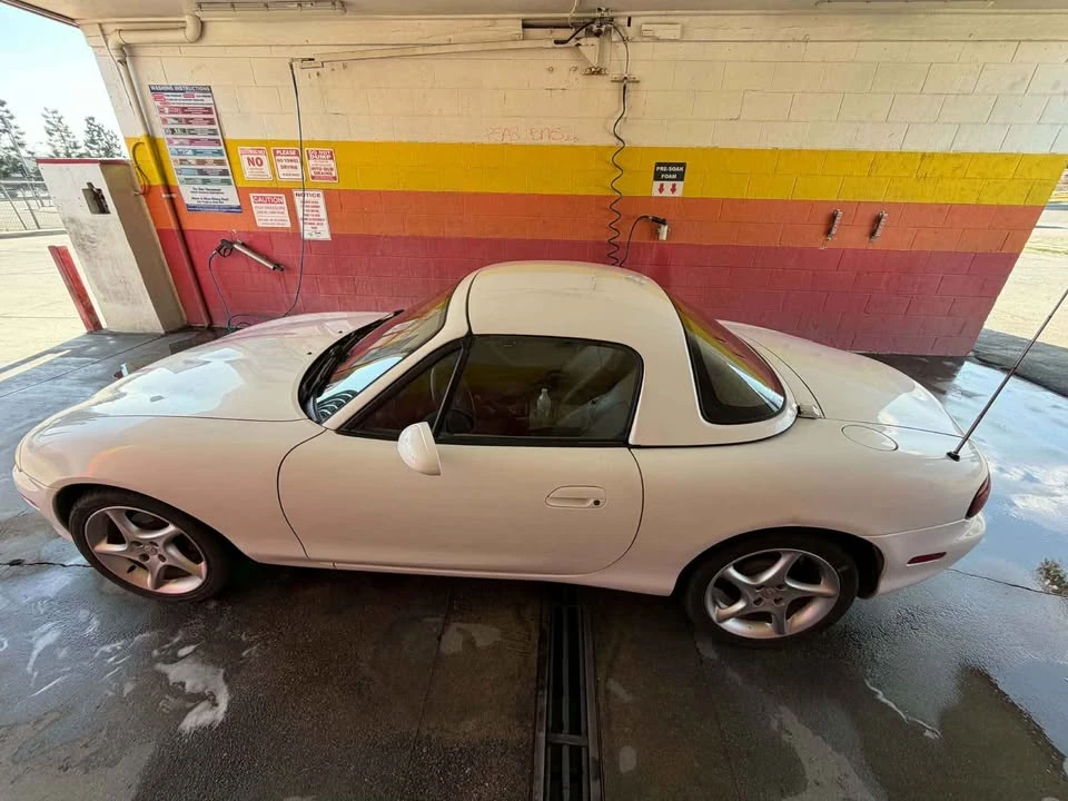 2002 Mazda NB MX-5 Miata - Image 10 of 13