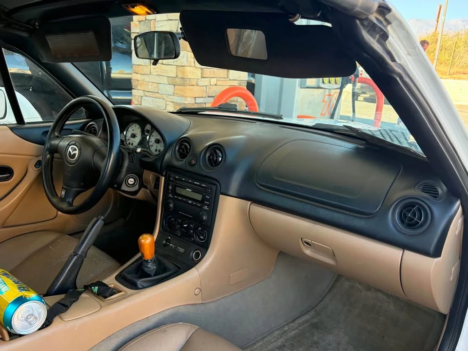 2002 Mazda NB MX-5 Miata - Image 3 of 17