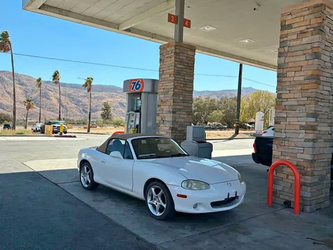 2002 Mazda MX-5 Special Edition Convertible 2D