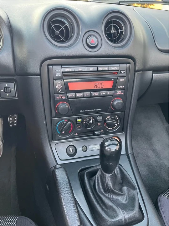 2002 Mazda NB MX-5 Miata - Image 12 of 15