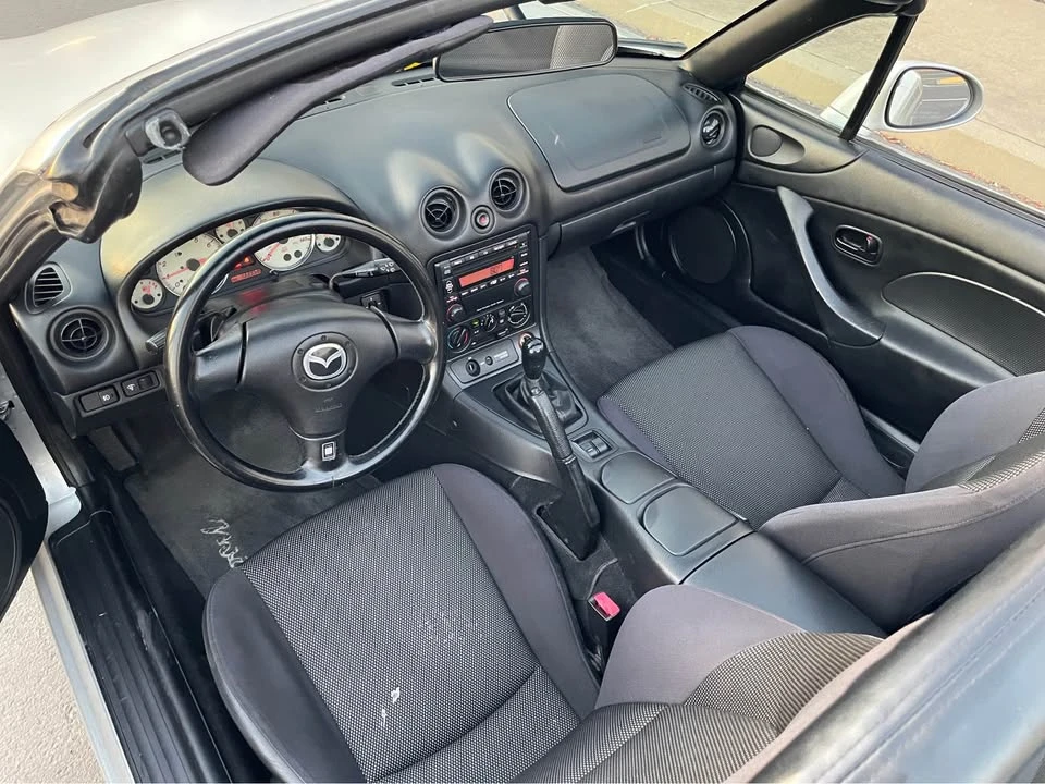 2002 Mazda NB MX-5 Miata - Image 14 of 15