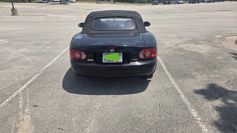 2002 Mazda NB MX-5 Miata - Image 4 of 9