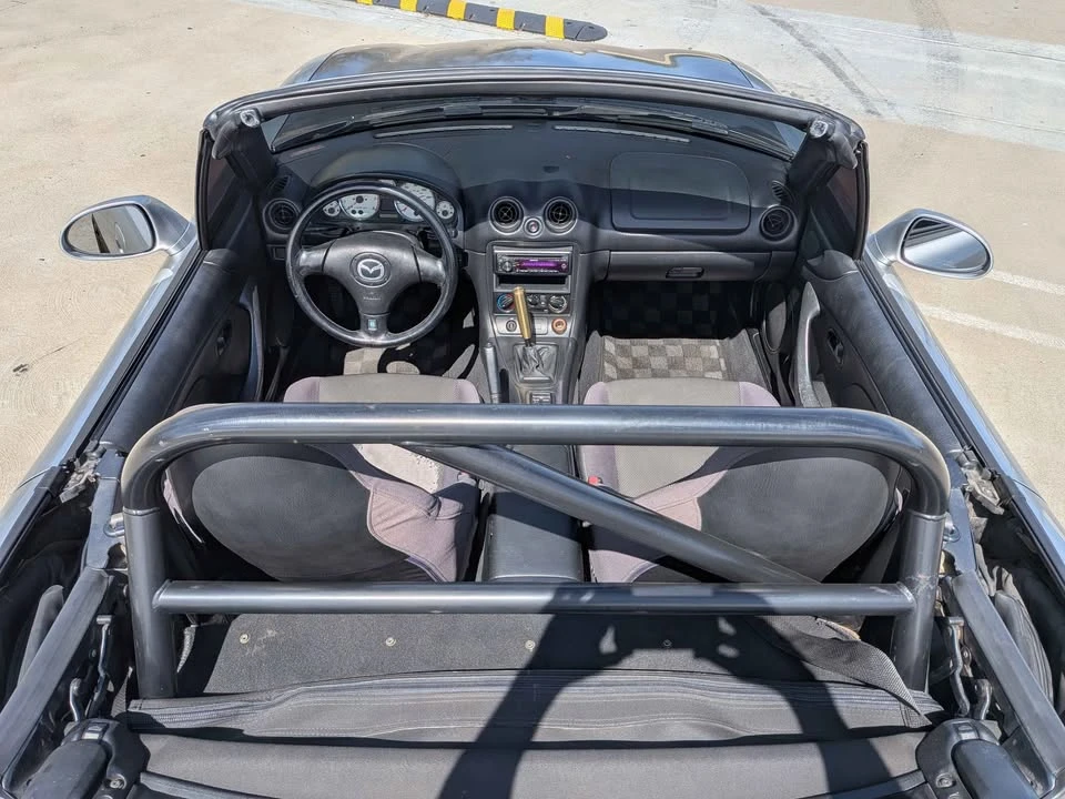 2002 Mazda NB MX-5 Miata - Image 9 of 12