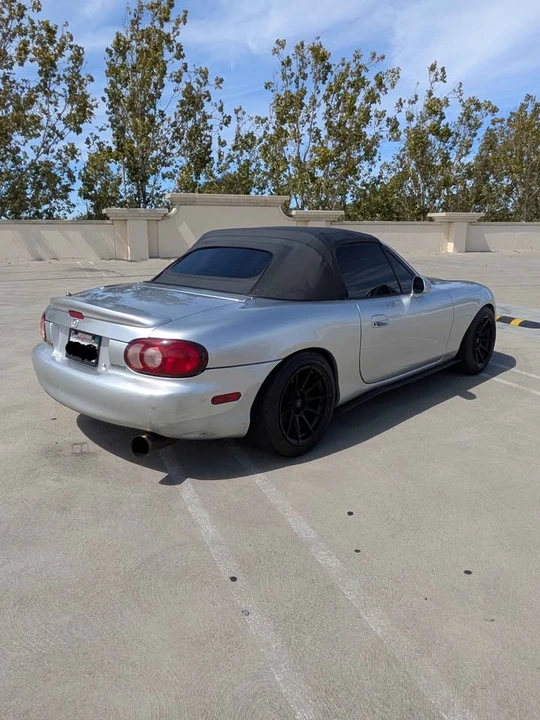2002 Mazda NB MX-5 Miata - Image 3 of 12