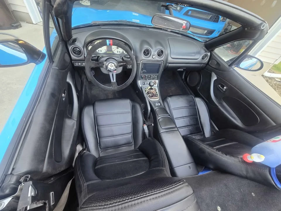 2002 Mazda NB MX-5 Miata - Image 5 of 10