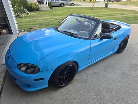 2002 Mazda MX-5 Touring Convertible 2D