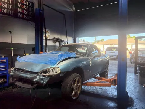 2002 Mazda MX-5 Part Out