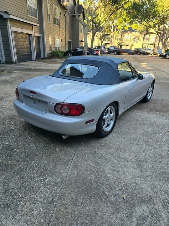 2002 Mazda NB MX-5 Miata - Image 3 of 5