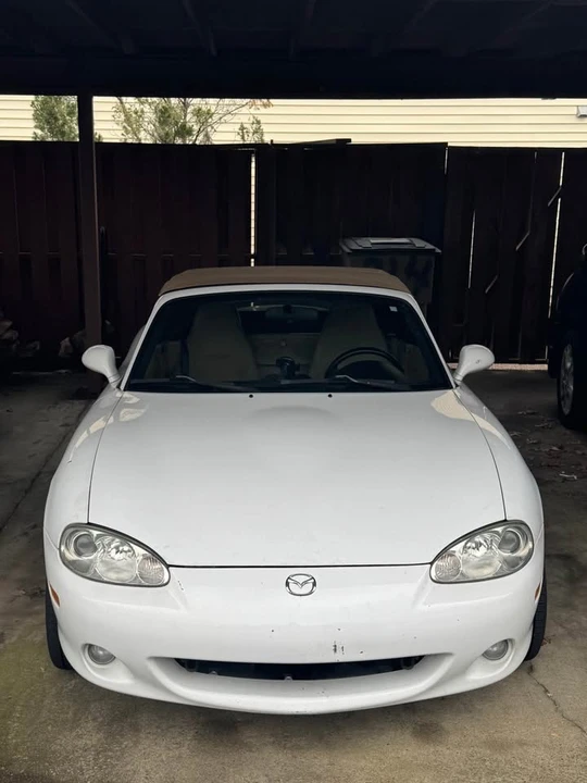 2002 Mazda NB MX-5 Miata - Image 10 of 10