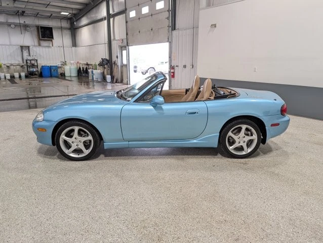 2002 Mazda NB MX-5 Miata - Image 5 of 19