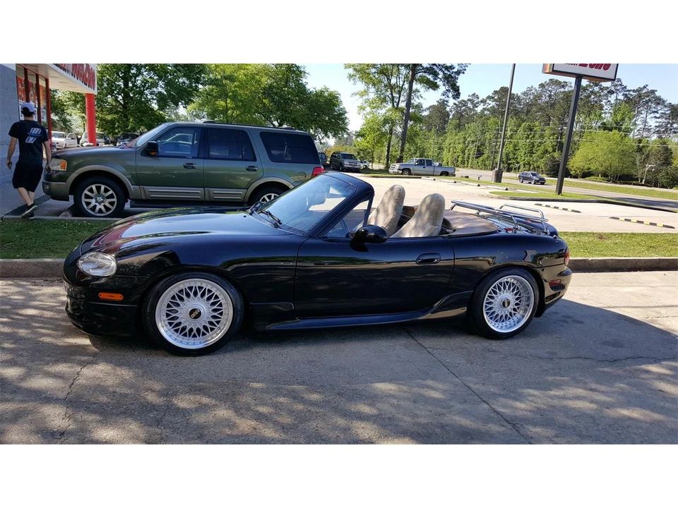 2002 Mazda NB MX-5 Miata - Image 2 of 2