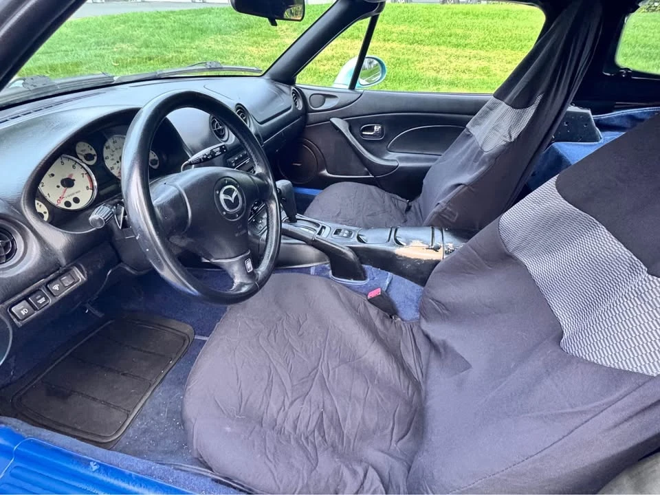 2002 Mazda NB MX-5 Miata - Image 5 of 10