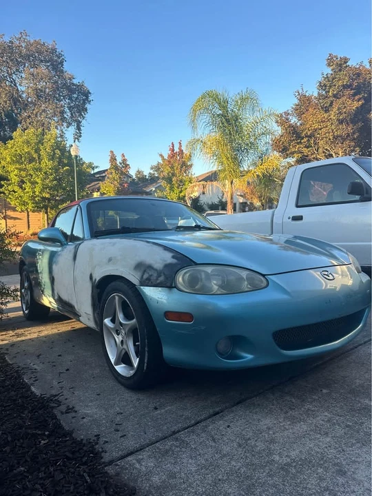 2002 Mazda NB MX-5 Miata - Image 3 of 10