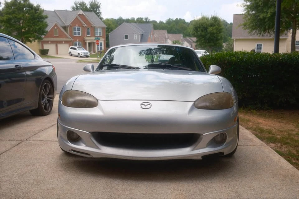 2002 Mazda NB MX-5 Miata - Image 9 of 10