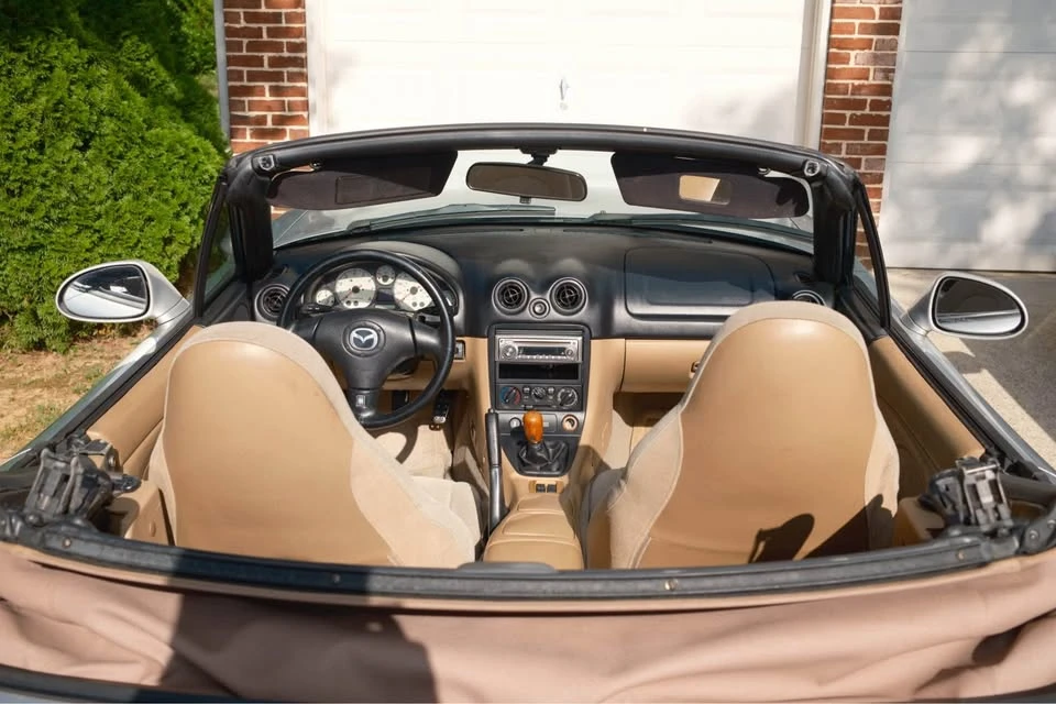 2002 Mazda NB MX-5 Miata - Image 4 of 10