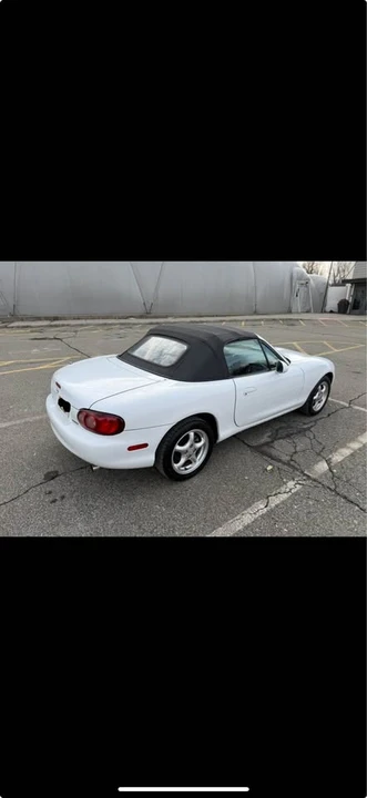 2002 Mazda NB MX-5 Miata - Image 3 of 7