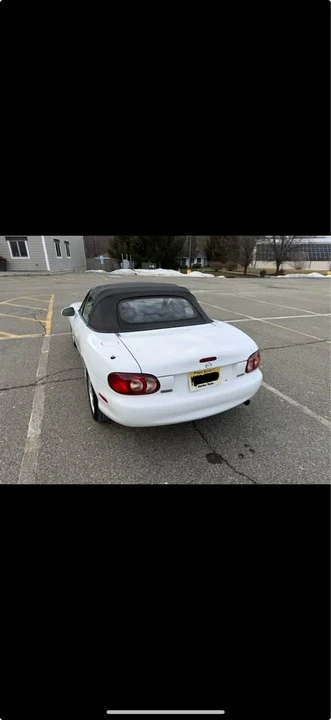2002 Mazda NB MX-5 Miata - Image 3 of 8