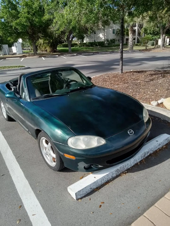 2002 Mazda NB MX-5 Miata - Image 6 of 9