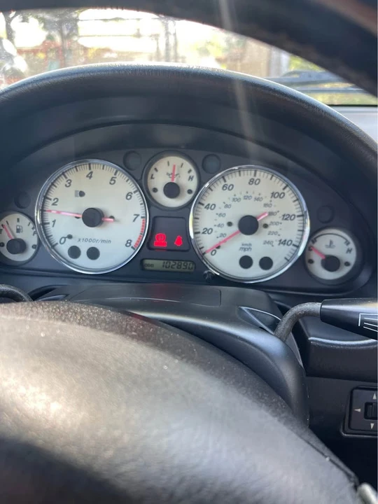 2002 Mazda NB MX-5 Miata - Image 3 of 9