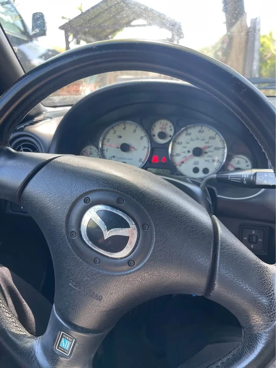 2002 Mazda NB MX-5 Miata - Image 4 of 9
