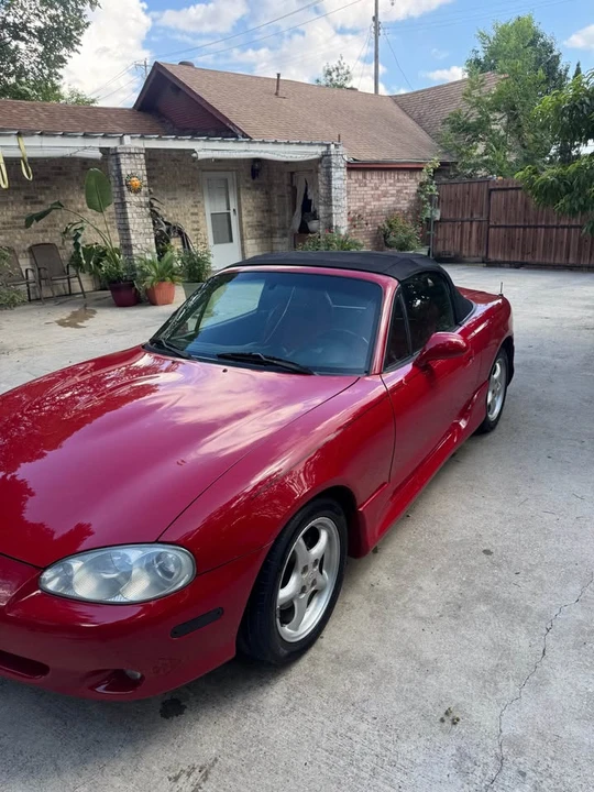 2002 Mazda NB MX-5 Miata - Image 5 of 14