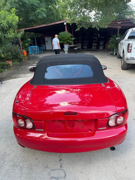 2002 Mazda NB MX-5 Miata - Image 7 of 14