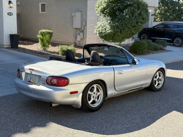 2002 Mazda NB MX-5 Miata - Image 3 of 9