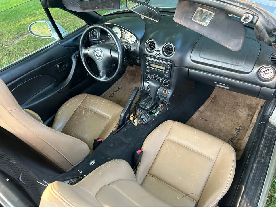 2002 Mazda NB MX-5 Miata - Image 3 of 10