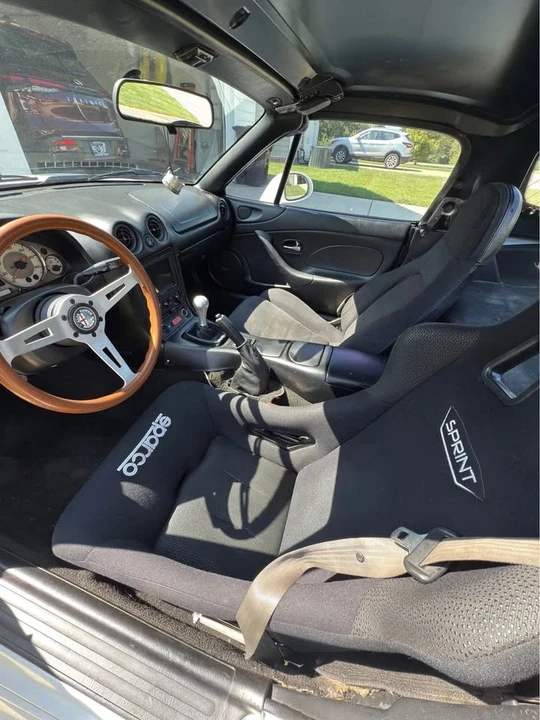 2002 Mazda NB MX-5 Miata - Image 3 of 6