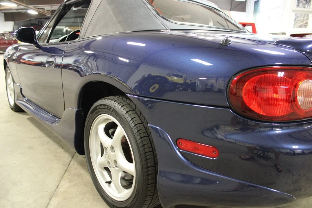 2002 Mazda NB MX-5 Miata - Image 11 of 12