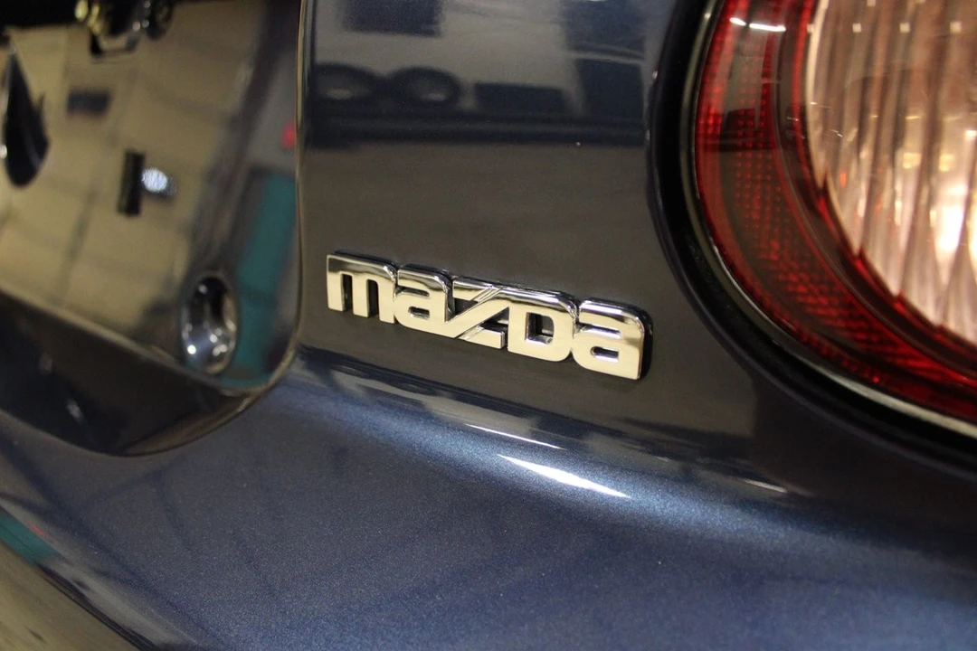 2002 Mazda NB MX-5 Miata - Image 12 of 12