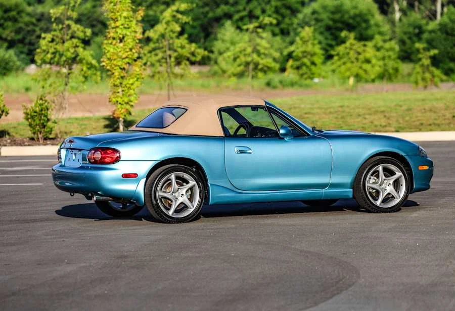 2002 Mazda NB MX-5 Miata - Image 10 of 31