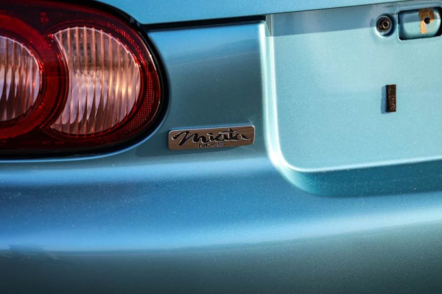 2002 Mazda NB MX-5 Miata - Image 17 of 31