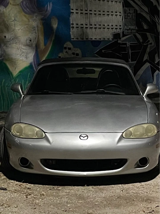 2002 Mazda NB MX-5 Miata - Image 2 of 3