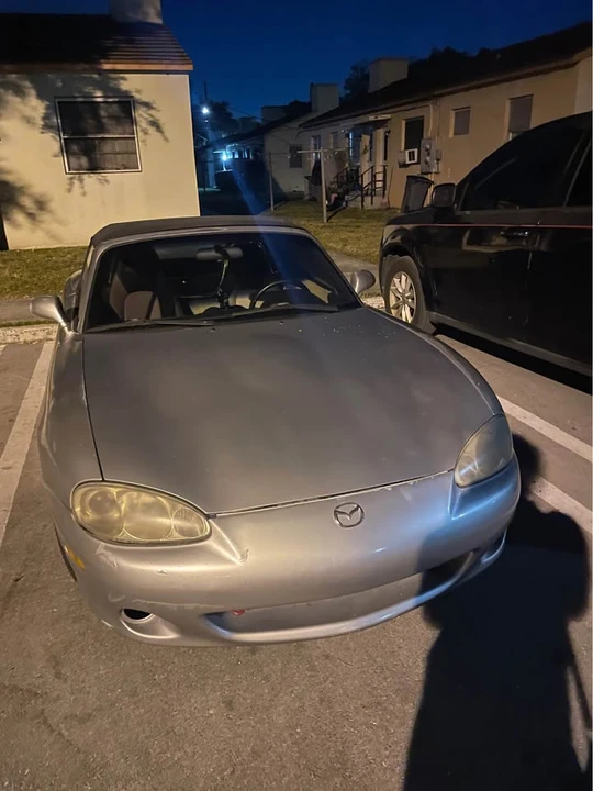2002 Mazda NB MX-5 Miata - Image 3 of 3