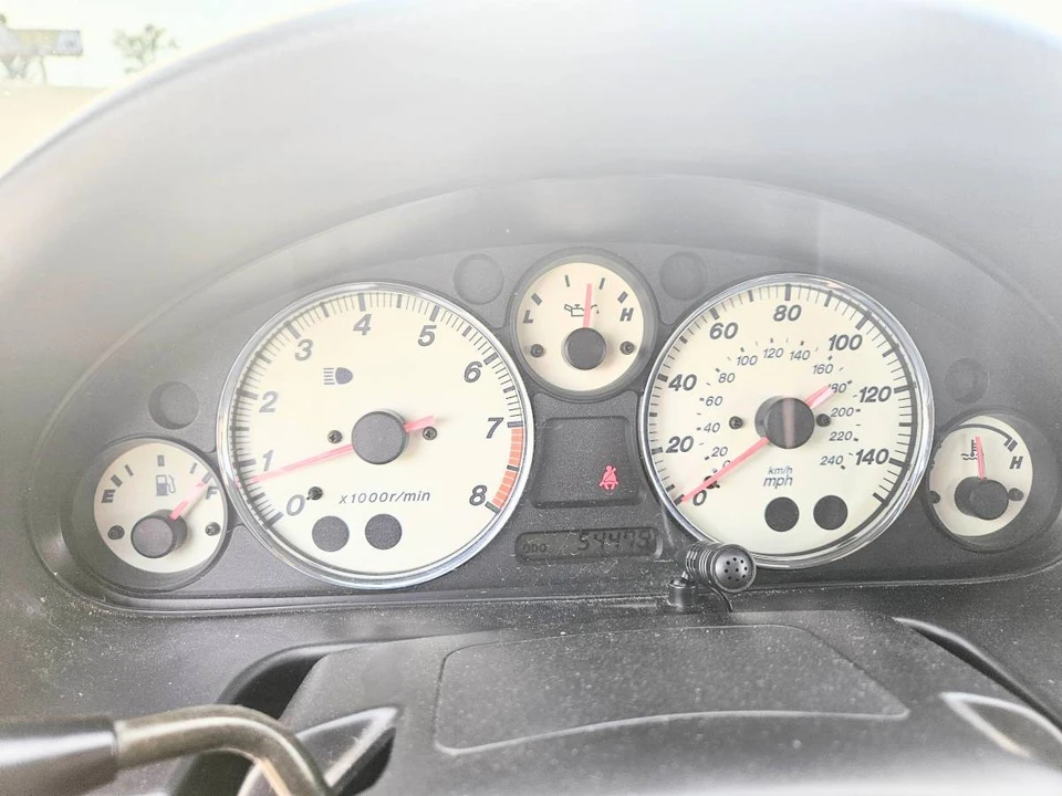 2002 Mazda NB MX-5 Miata - Image 11 of 12