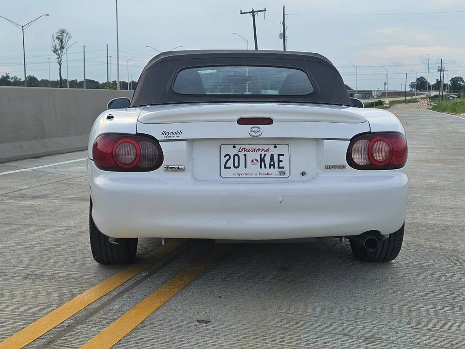 2002 Mazda NB MX-5 Miata - Image 7 of 12
