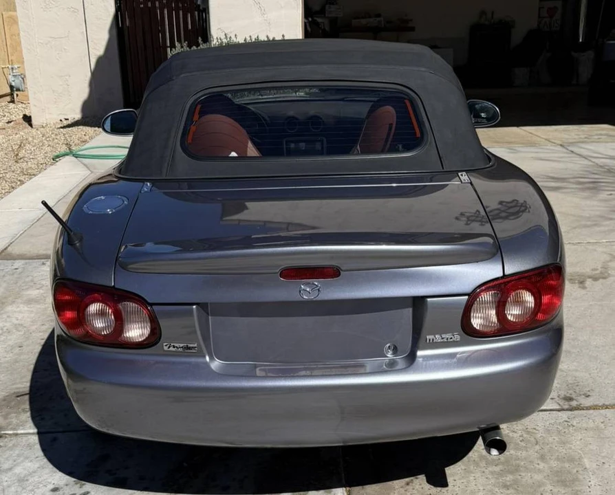 2002 Mazda NB MX-5 Miata - Image 2 of 9