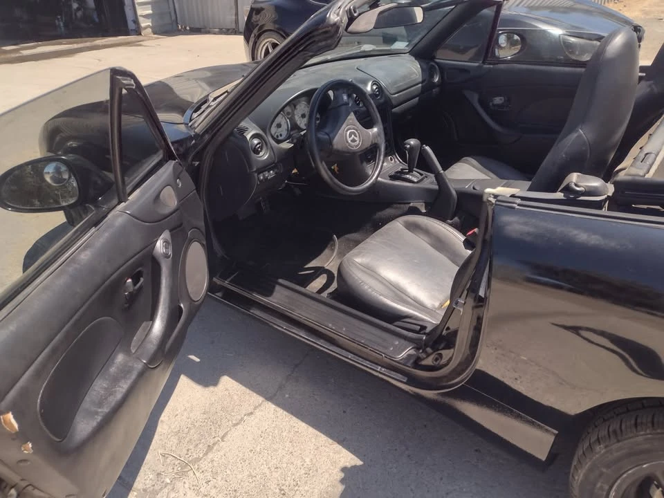 2002 Mazda NB MX-5 Miata - Image 6 of 7