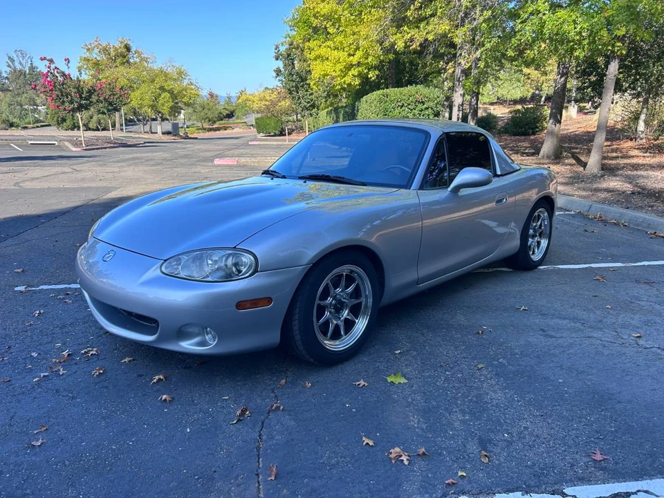 2002 Mazda NB MX-5 Miata - Image 6 of 16