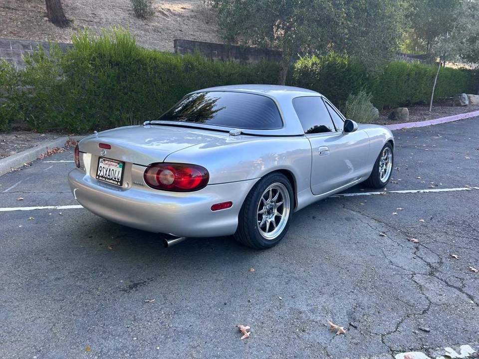 2002 Mazda NB MX-5 Miata - Image 3 of 16