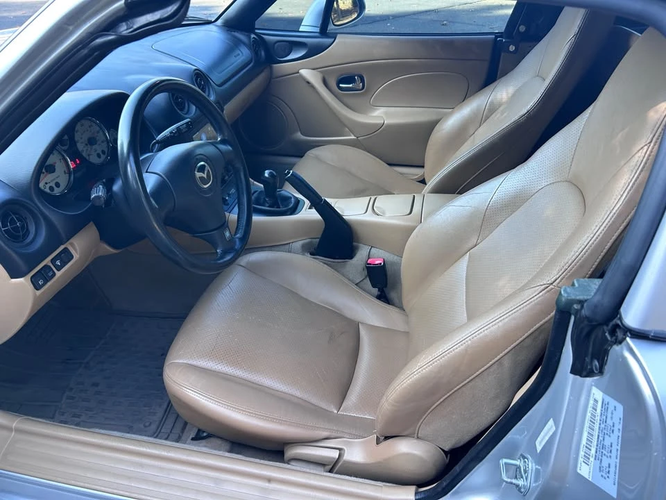 2002 Mazda NB MX-5 Miata - Image 11 of 16