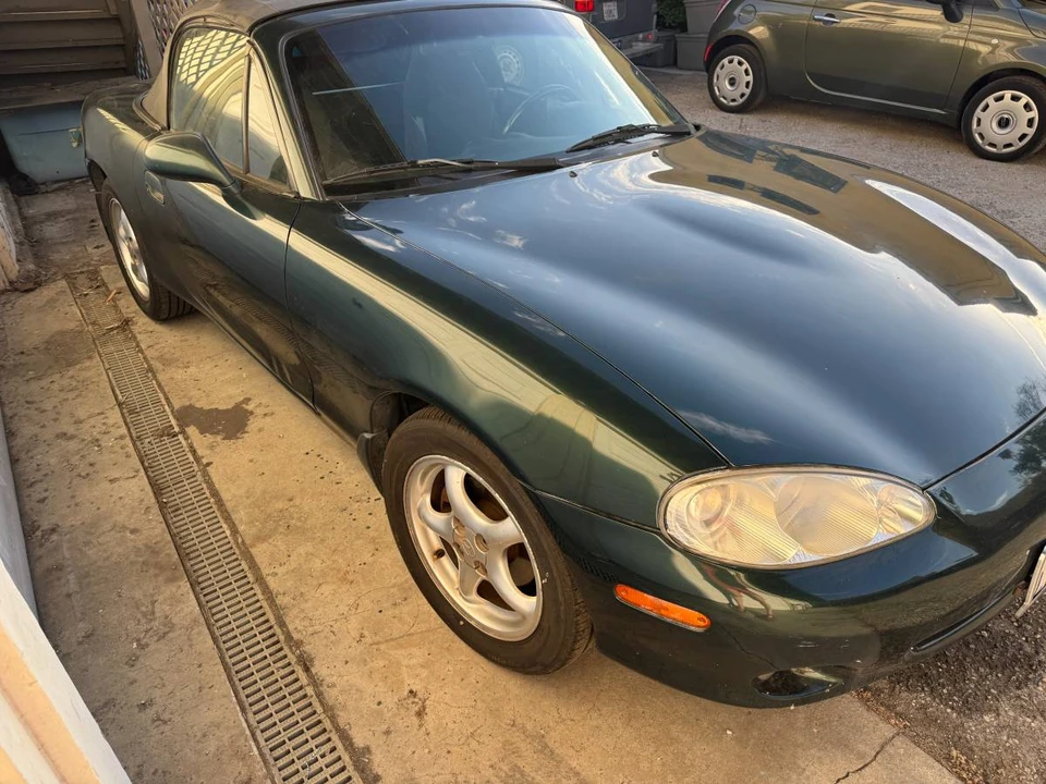 2002 Mazda NB MX-5 Miata - Image 2 of 4