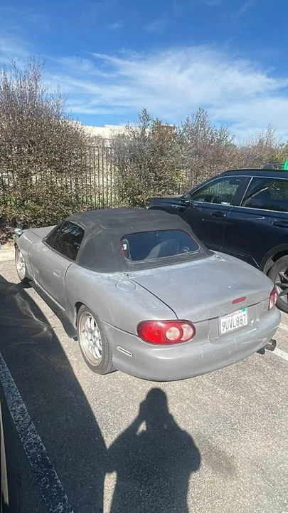 2002 Mazda NB MX-5 Miata - Image 4 of 8