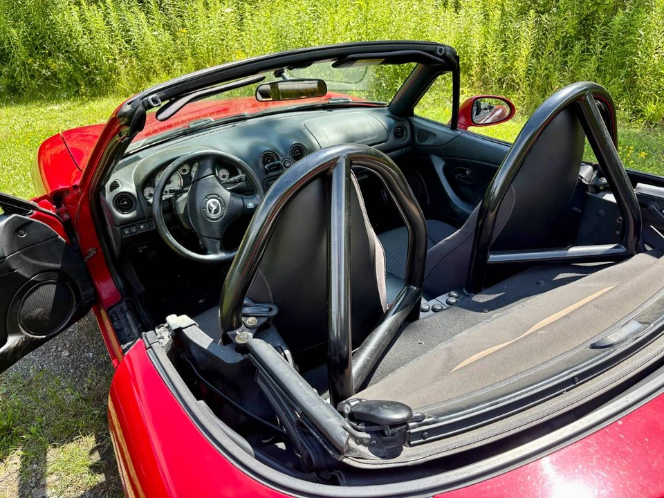 2002 Mazda NB MX-5 Miata - Image 4 of 11