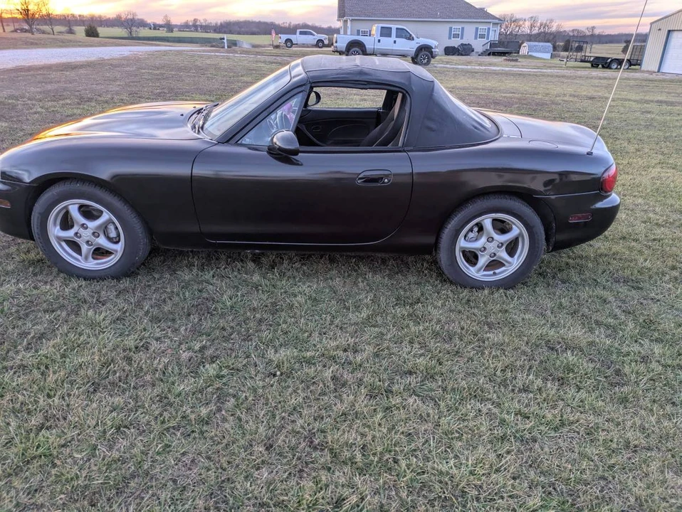 2002 Mazda NB MX-5 Miata - Image 7 of 7